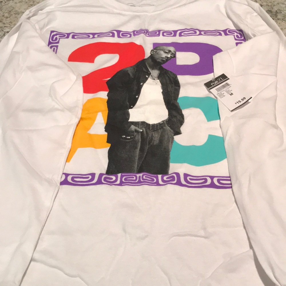 2Pac Men’s Long-Sleeved Tee